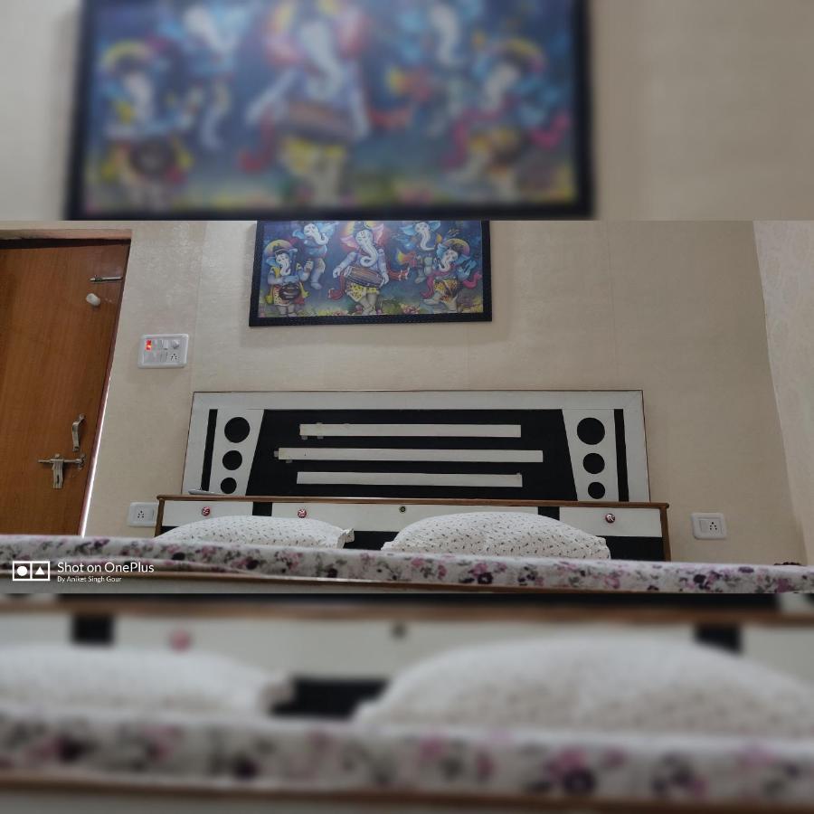 אורצ'ה Couple Friendly Hotel - Sunset מראה חיצוני תמונה