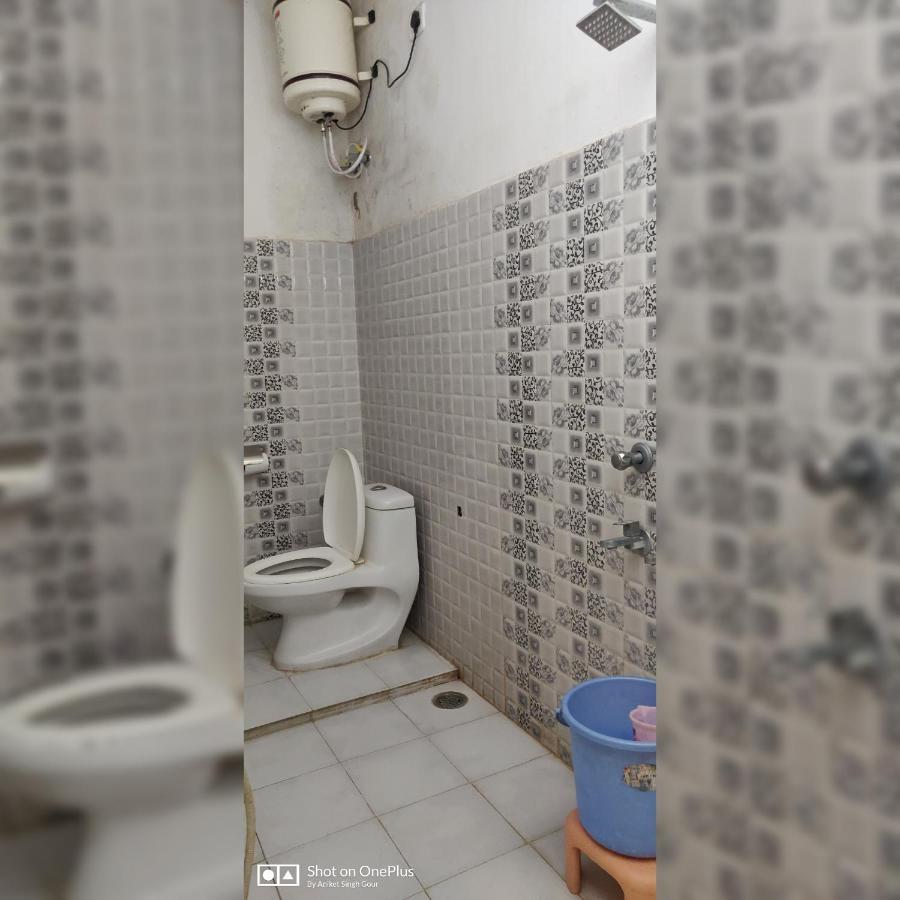 אורצ'ה Couple Friendly Hotel - Sunset מראה חיצוני תמונה