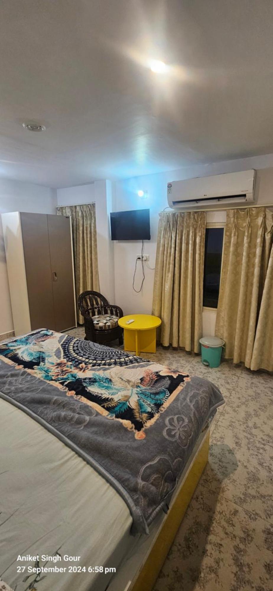 אורצ'ה Couple Friendly Hotel - Sunset מראה חיצוני תמונה