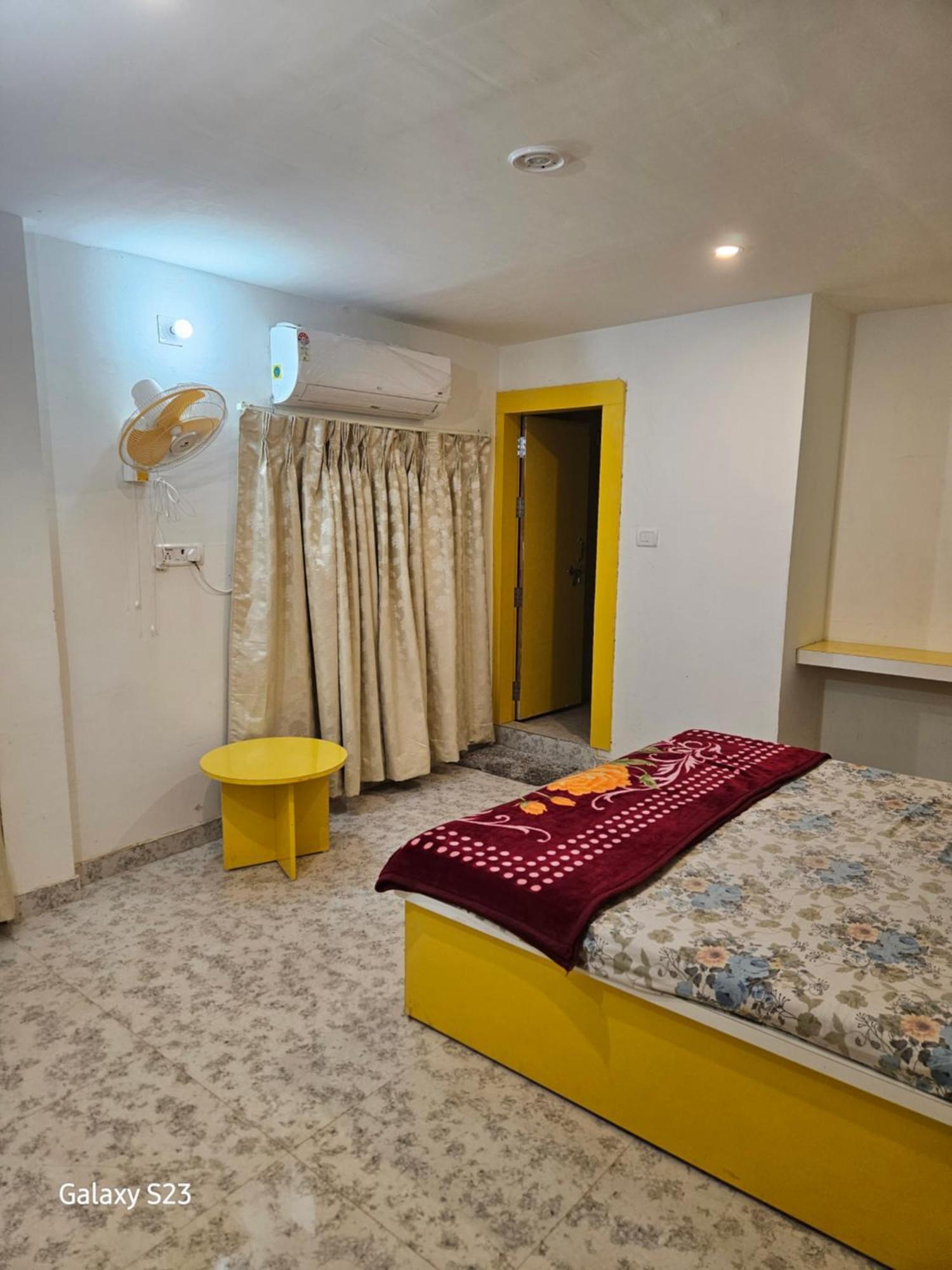 אורצ'ה Couple Friendly Hotel - Sunset מראה חיצוני תמונה